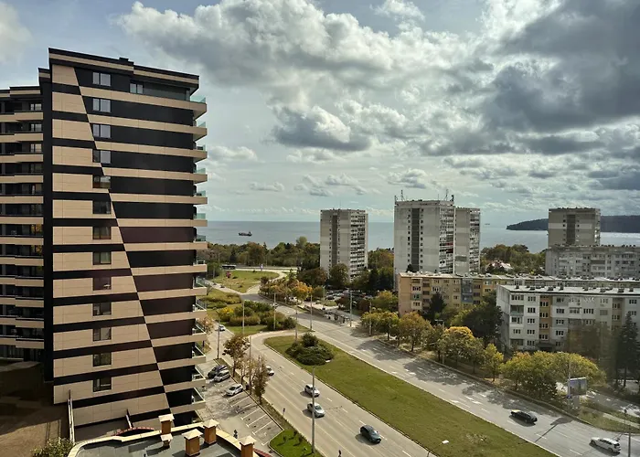 Apartment Seaview In Complex Metalex Garden Varna